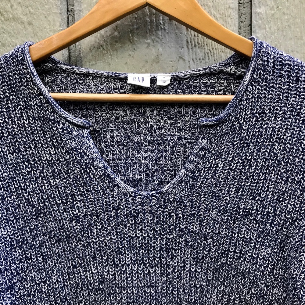 GAP oversized blue & white ribbed knit sweater - Picture 2 of 7